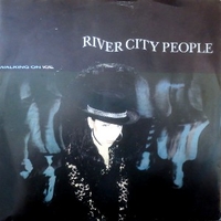 Walking on ice \ Black - RIVER CITY PEOPLE