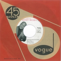 Petite fleur \ Dans les rues d'Antibes - SIDNEY BECHET